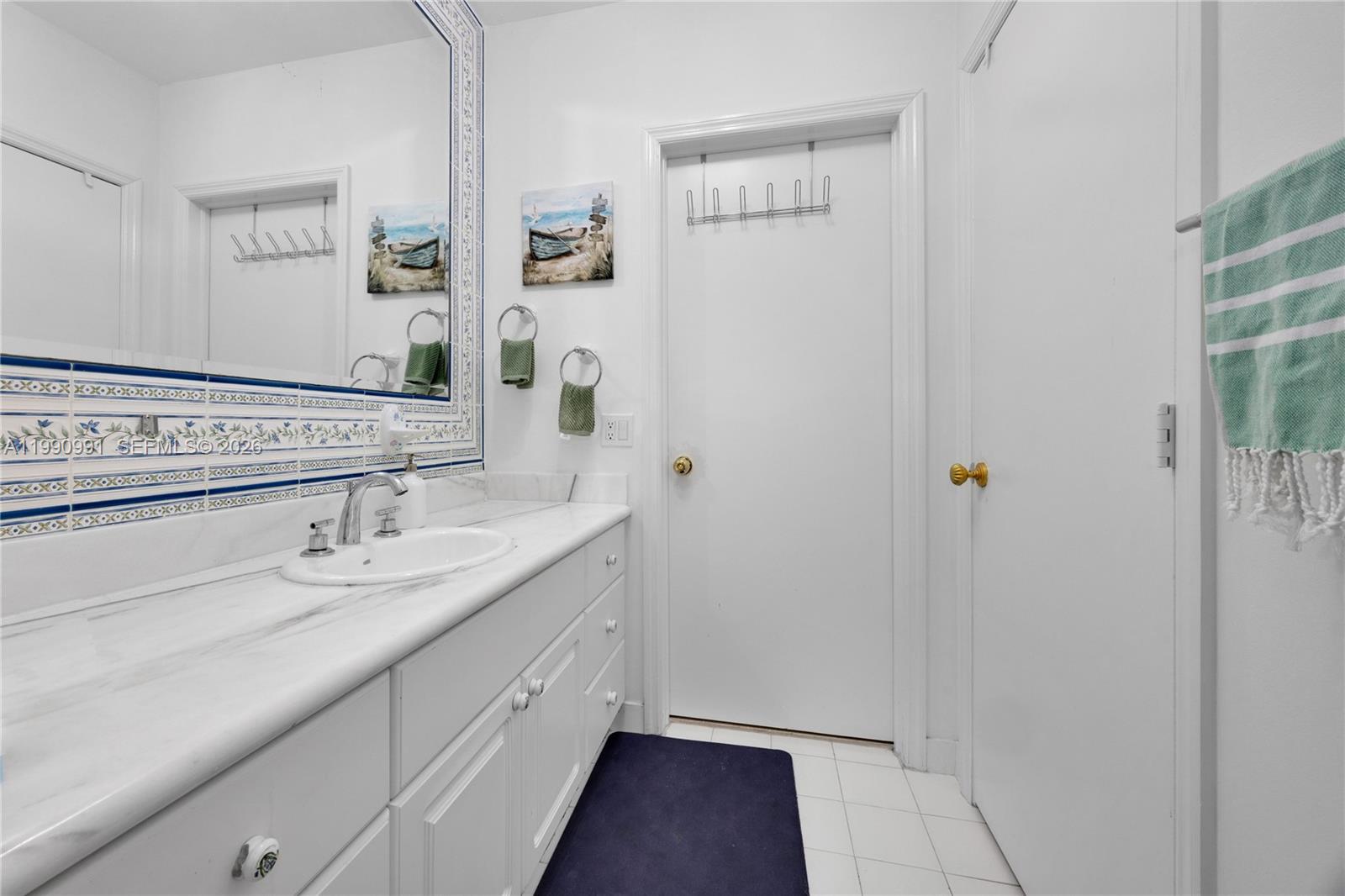 C GABLES RIVIERA SEC 12 - Residential Lease