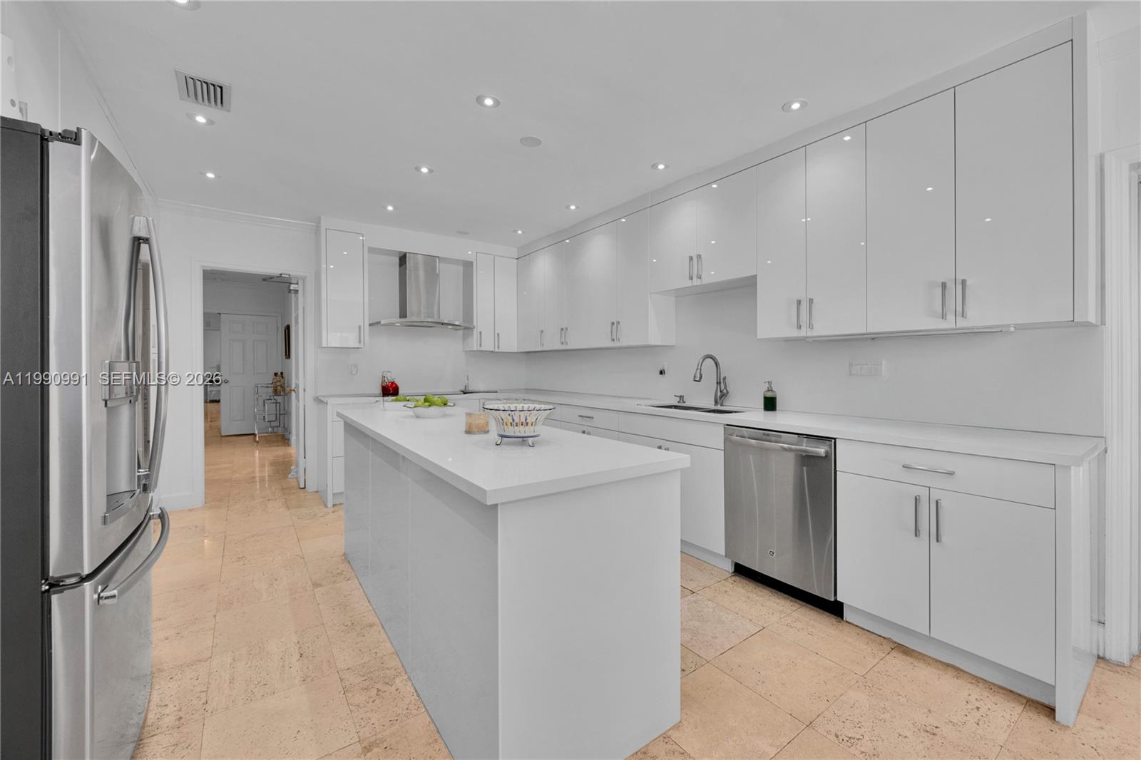 C GABLES RIVIERA SEC 12 - Residential Lease