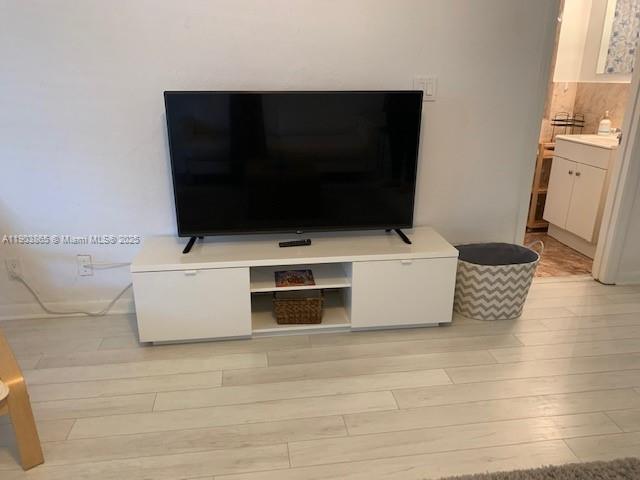 VILLAGE AT HARBOR BEACH C - Residential Lease