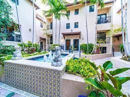VILLAGGIO IN THE GROVE CO - Residential Lease