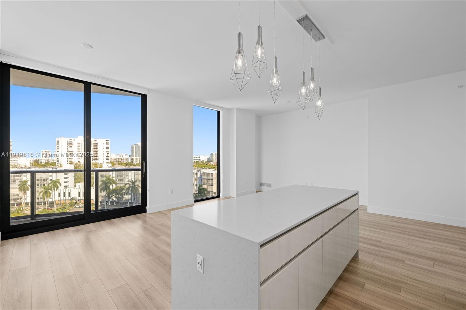 DIPLOMAT GOLF ESTATES - Residential