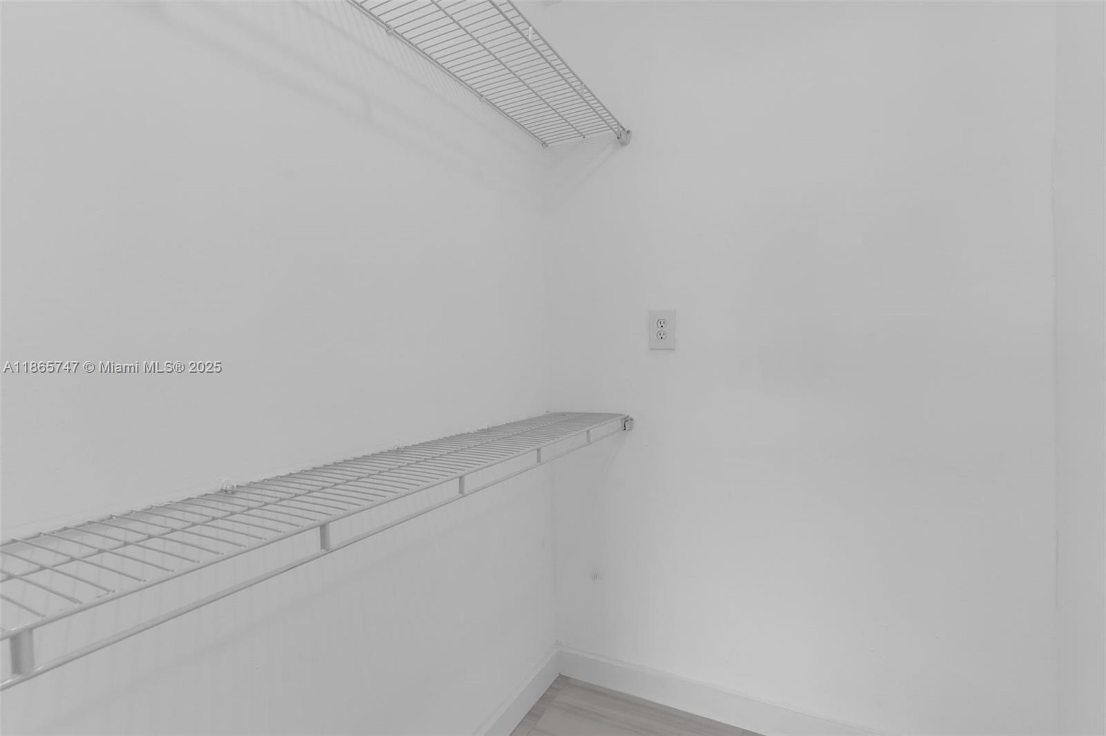 ORCHARD VILLA - Residential Lease