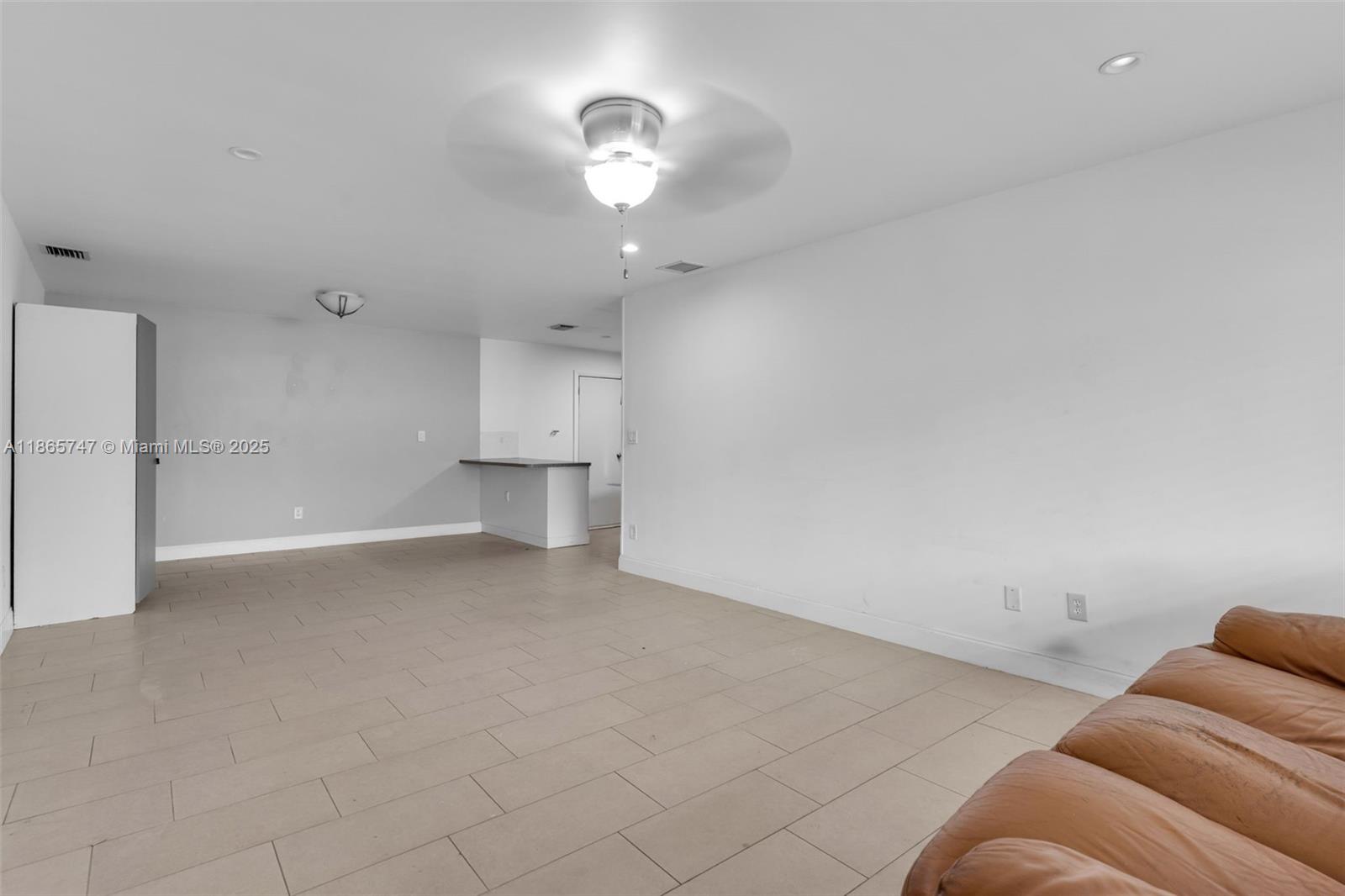 ORCHARD VILLA - Residential Lease