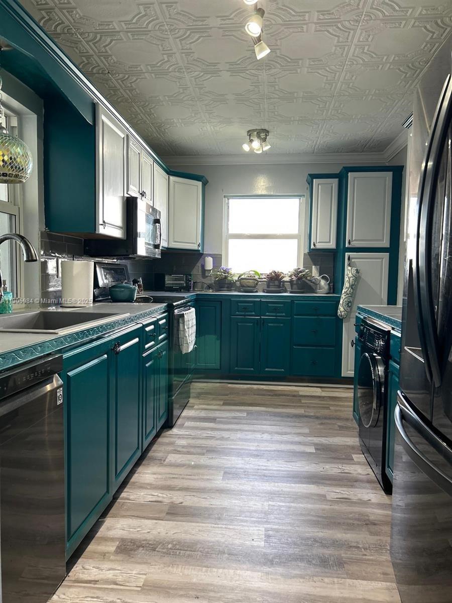 Palm Beach Leisureville S - Residential