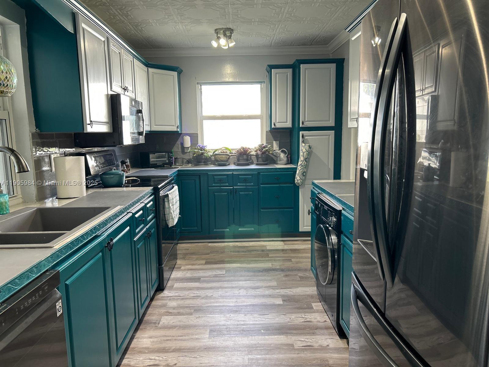 Palm Beach Leisureville S - Residential