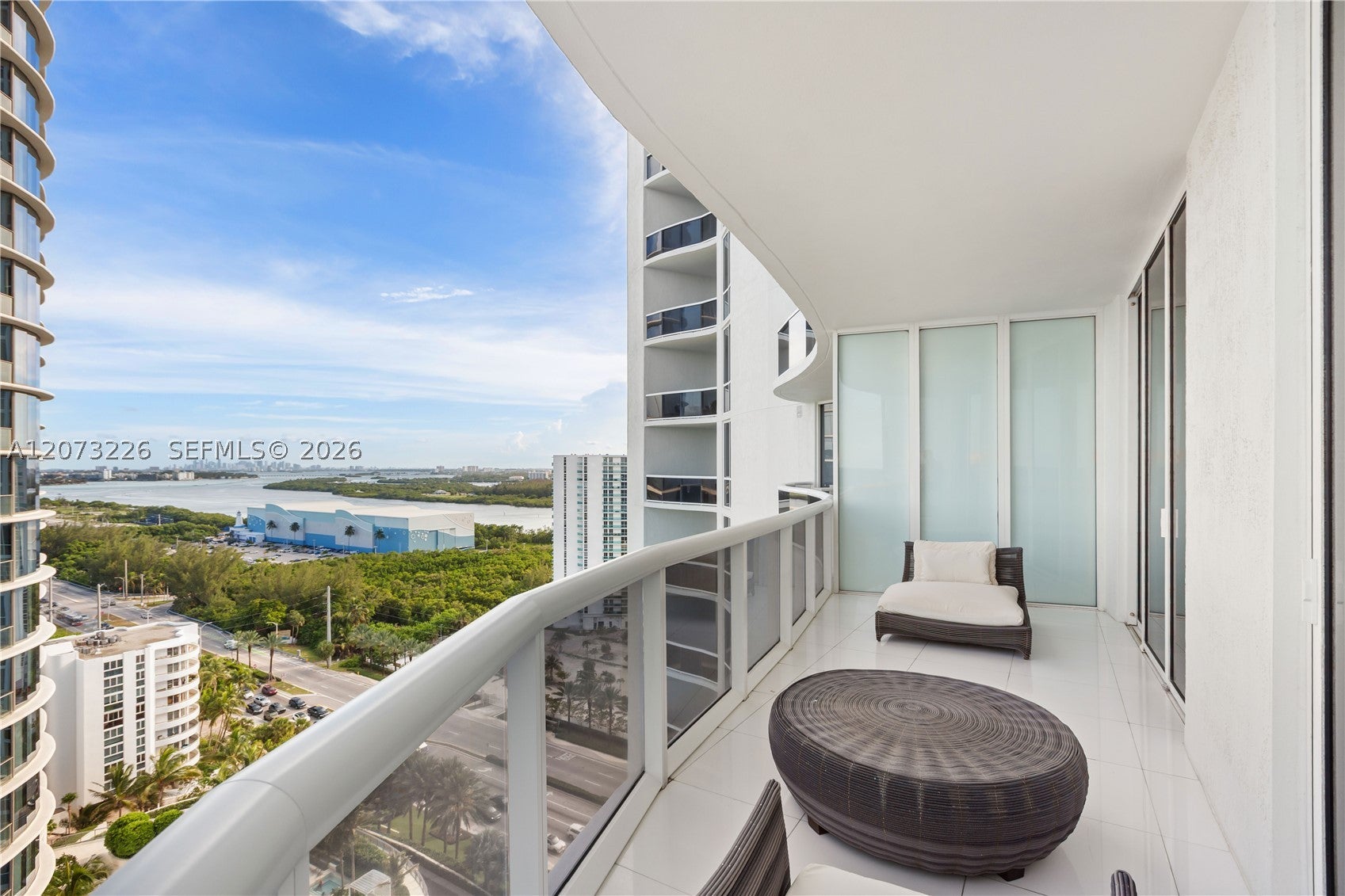 15811 Collins Ave 1702