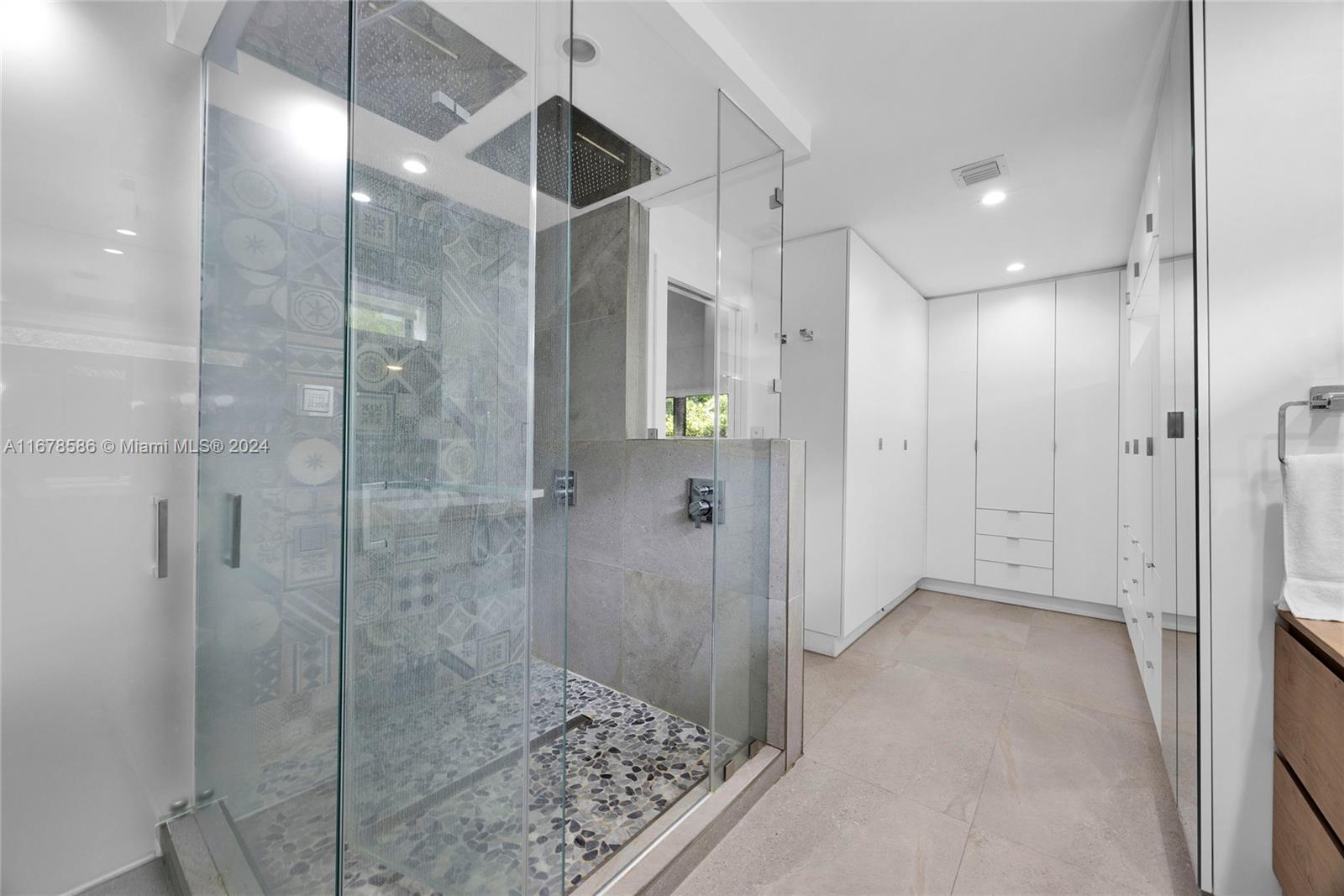 AMD & CORR PLAT OF SUNRIS - Residential