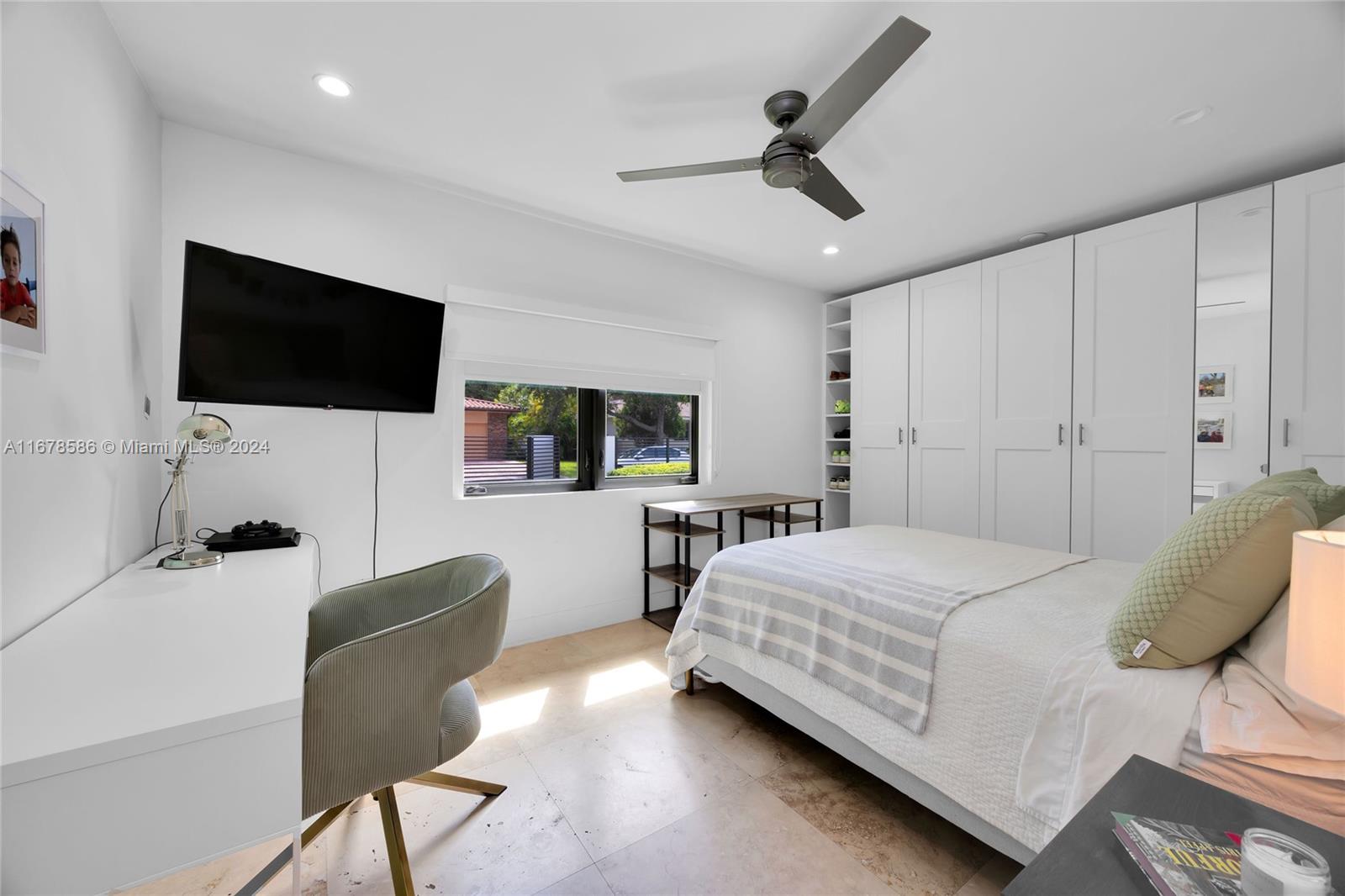 AMD & CORR PLAT OF SUNRIS - Residential