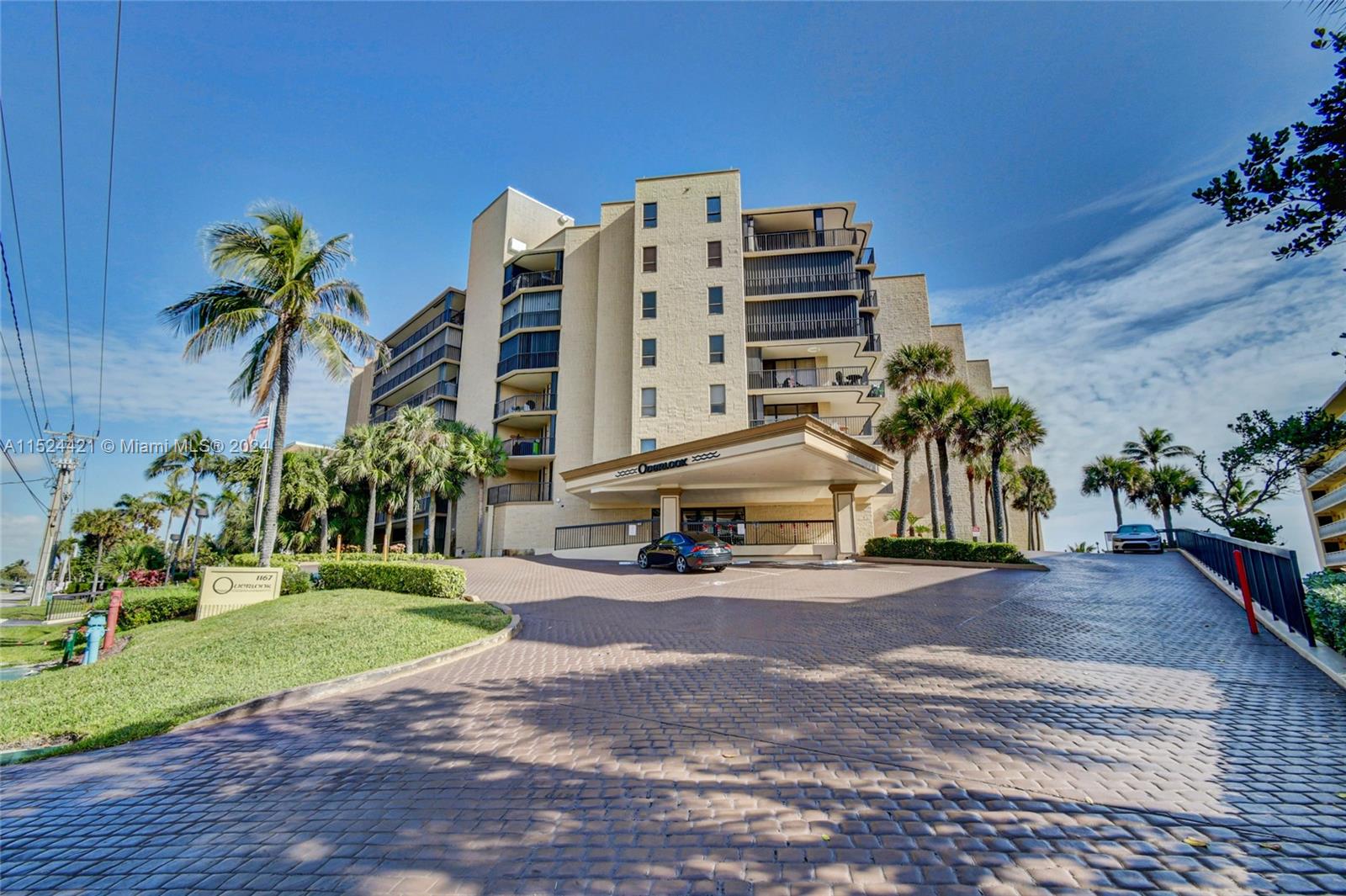 OVERLOOK CONDO - Residential