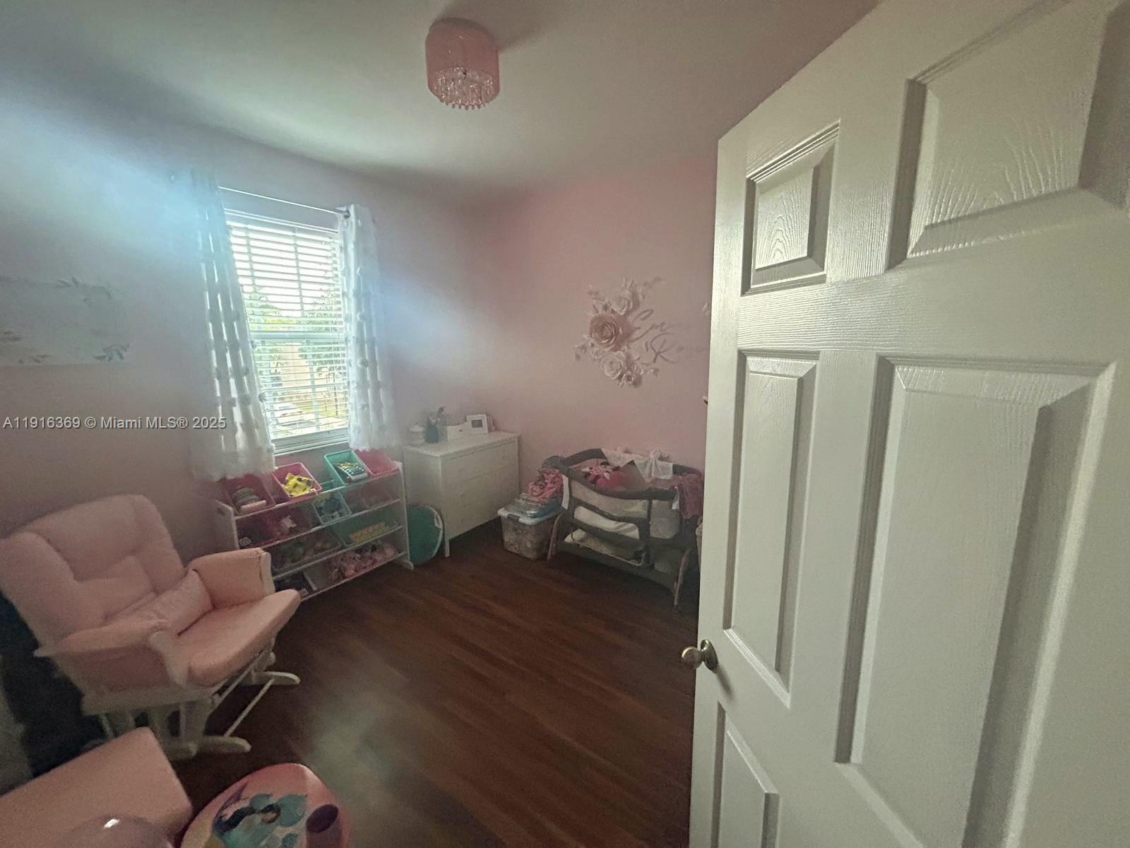 LAKES BY THE BAY GEE - Residential