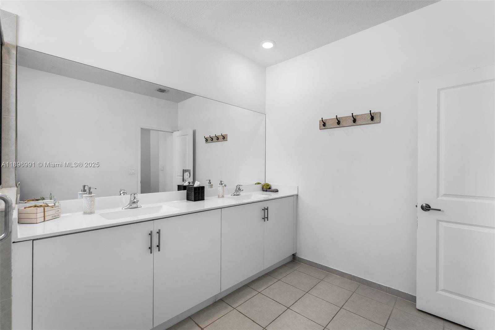 KEYS GATE RESIDENTIAL - Residential