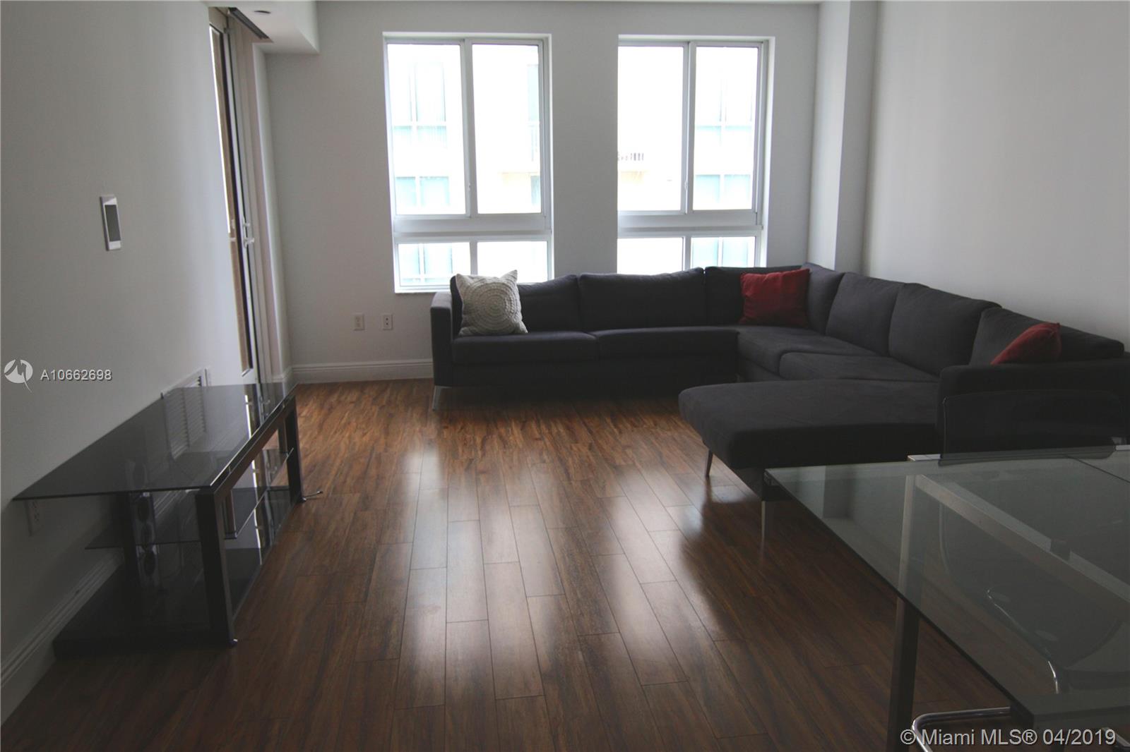 TOSCANO CONDO - Residential