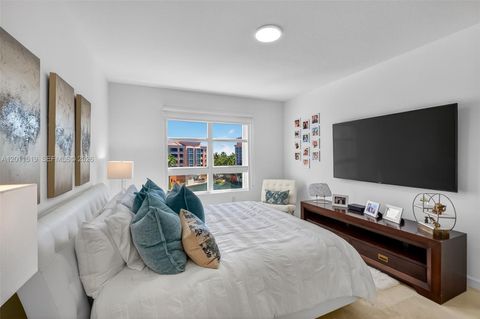 Tiny photo for 705 Crandon Blvd #506, Key Biscayne, FL 33149 (MLS # A12011519)