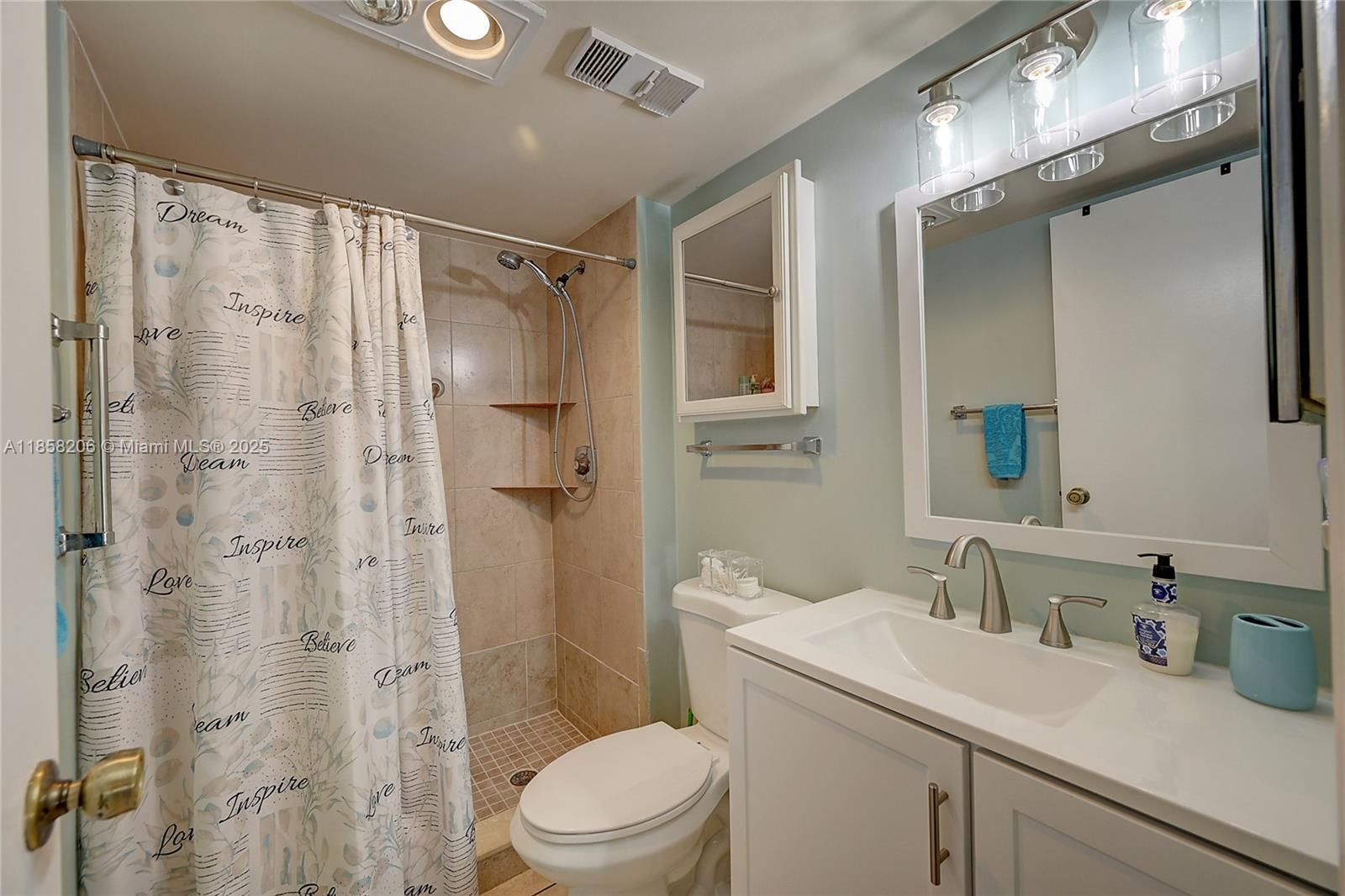 POINCIANA LAKES CONDO - Residential