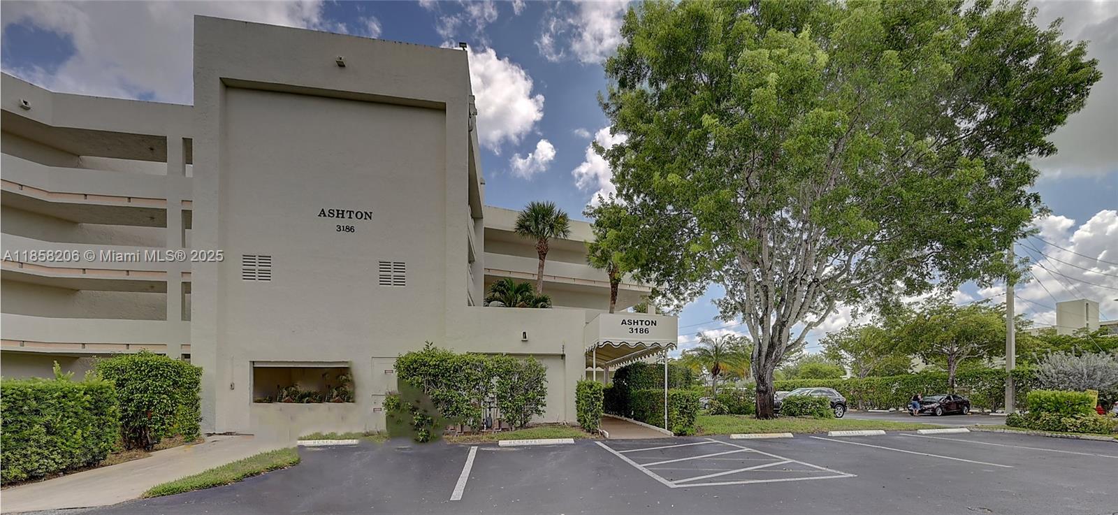 POINCIANA LAKES CONDO - Residential