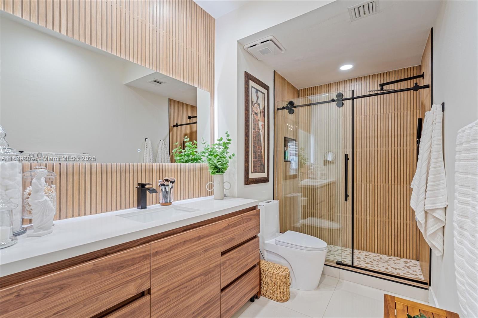 CORONADO CONDO TOWER I - Residential