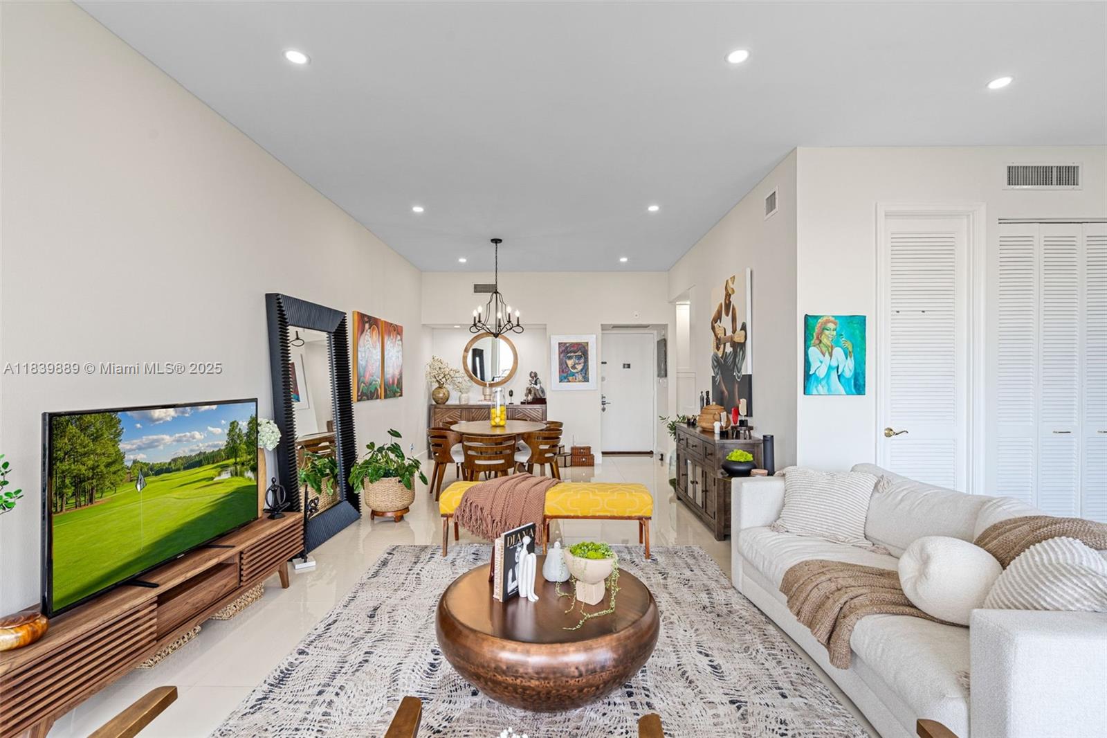 CORONADO CONDO TOWER I - Residential