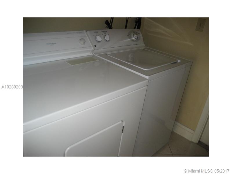 GLADEWIND HEIGHTS - Residential Lease