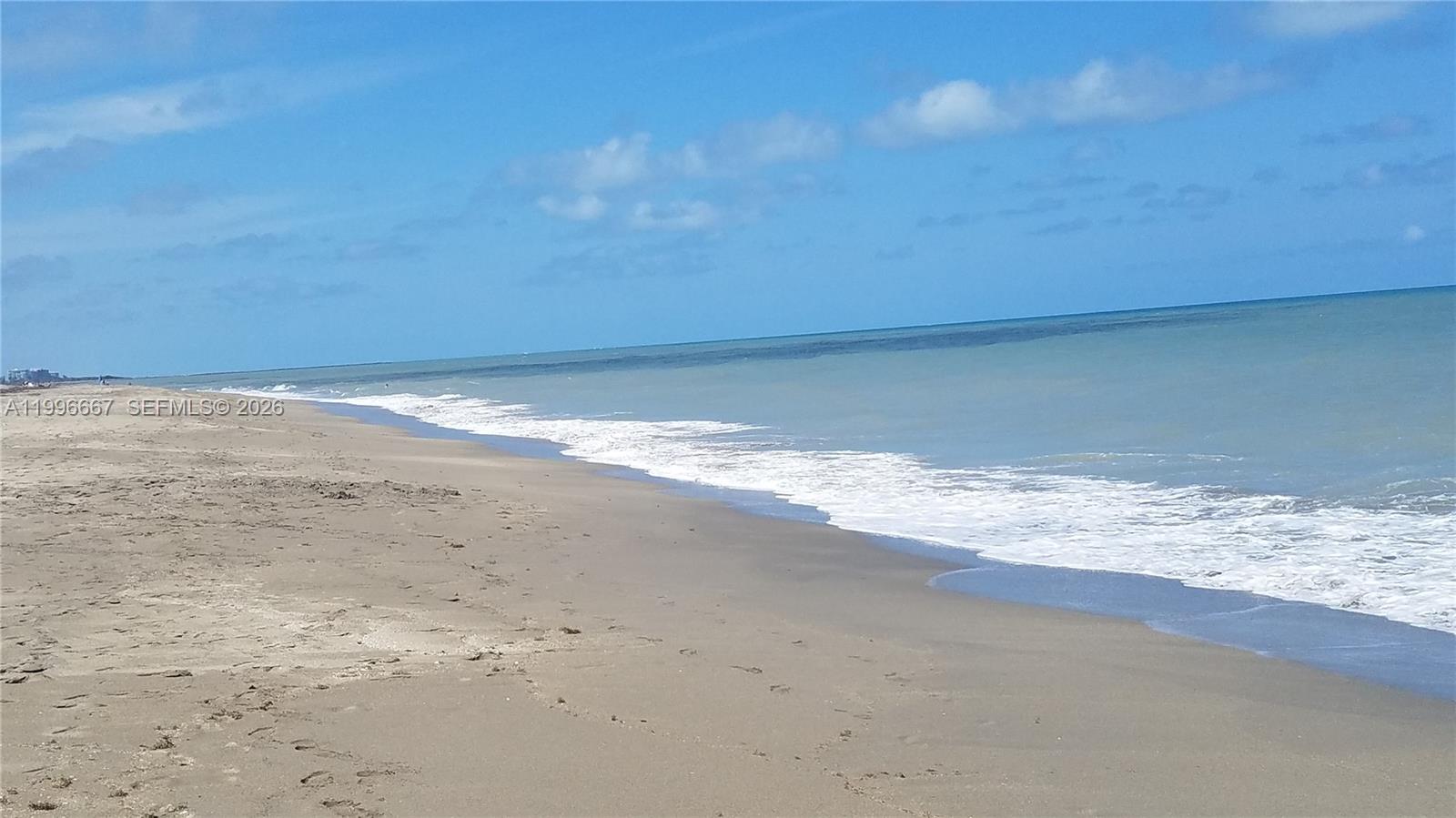 GOLF VILLAS - Residential