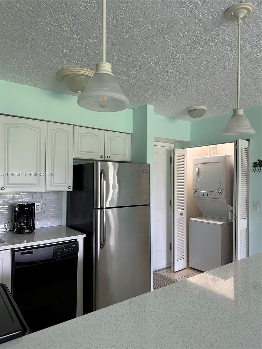 GOLF VILLAS - Residential