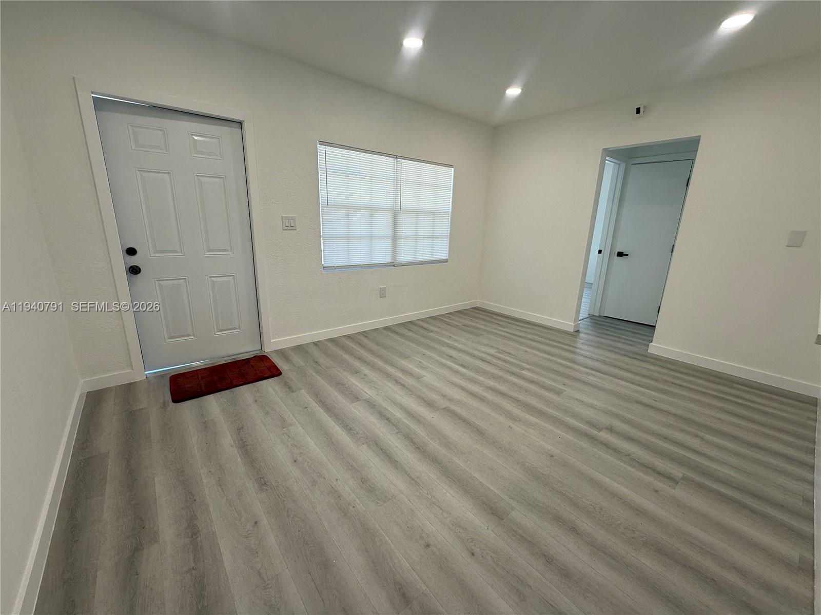 N MIAMI ESTATES - Residential