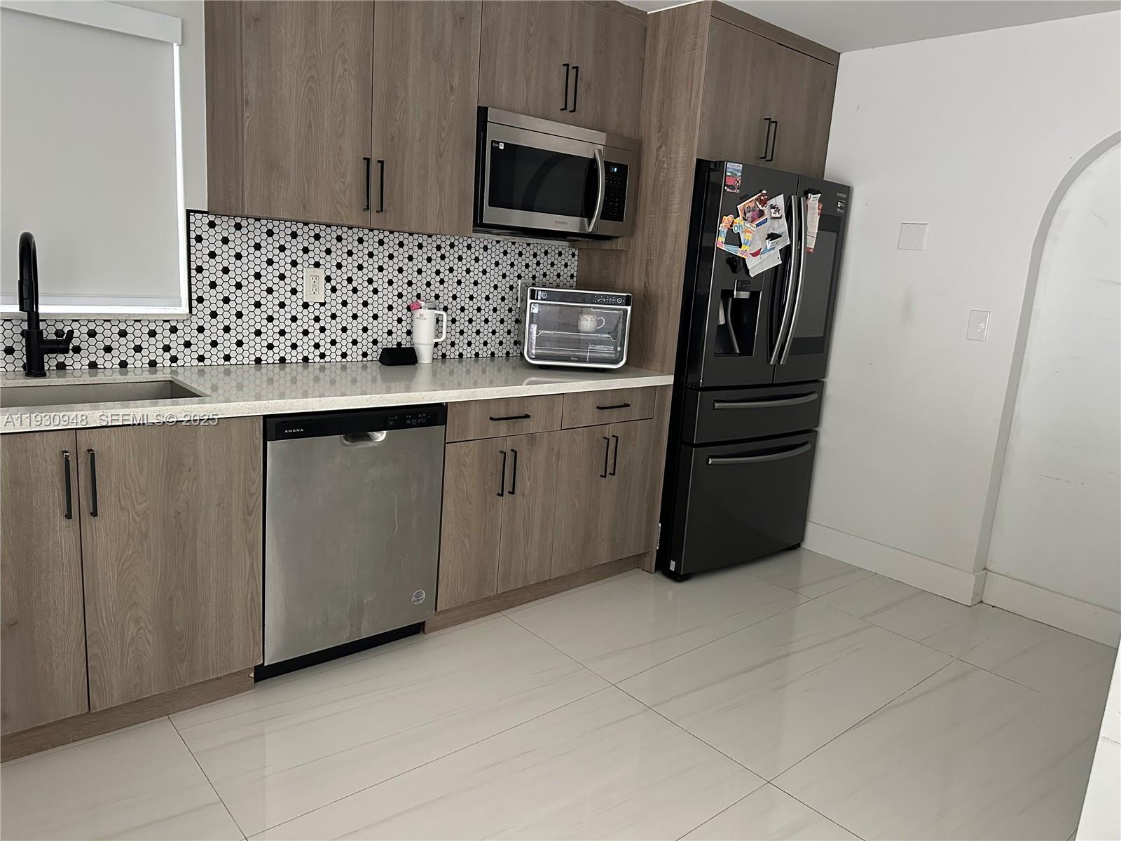 LEISURE CITY SEC 2 - Residential Lease