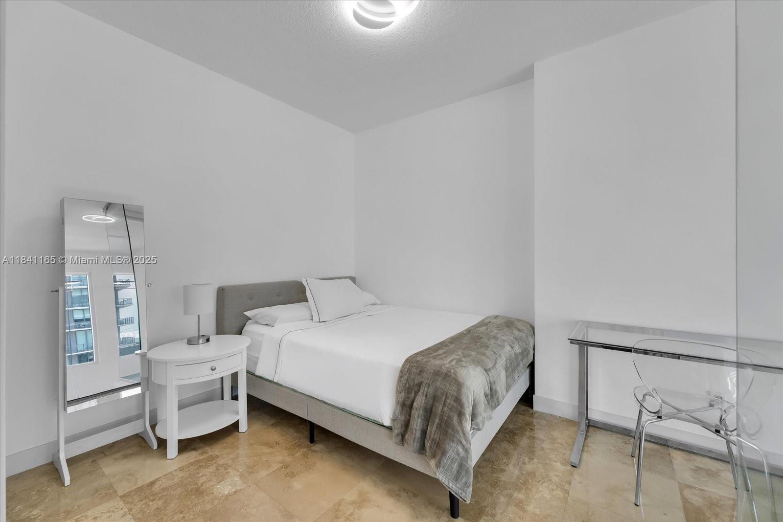 INFINITY AT BRICKELL COND - Residential