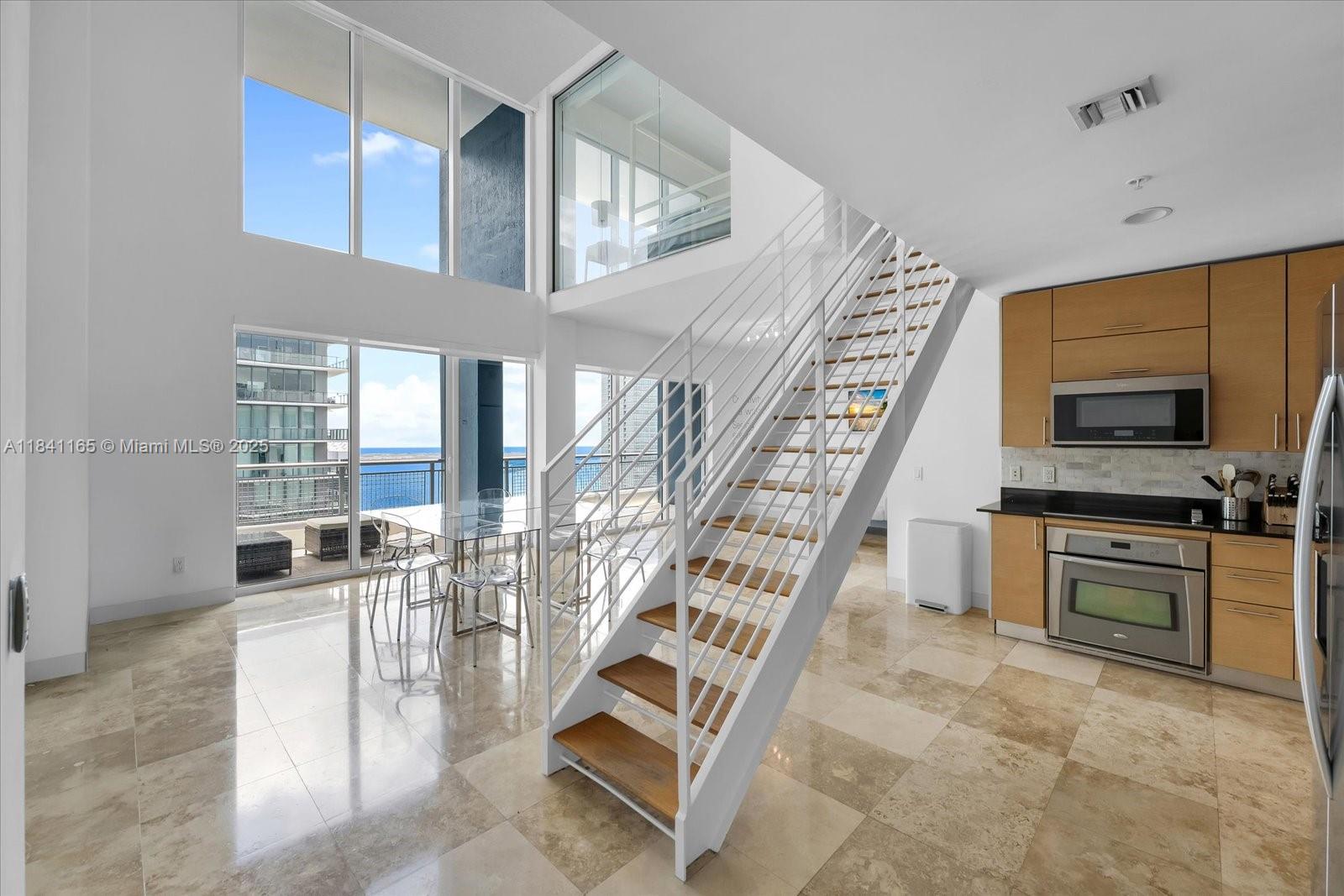 INFINITY AT BRICKELL COND - Residential