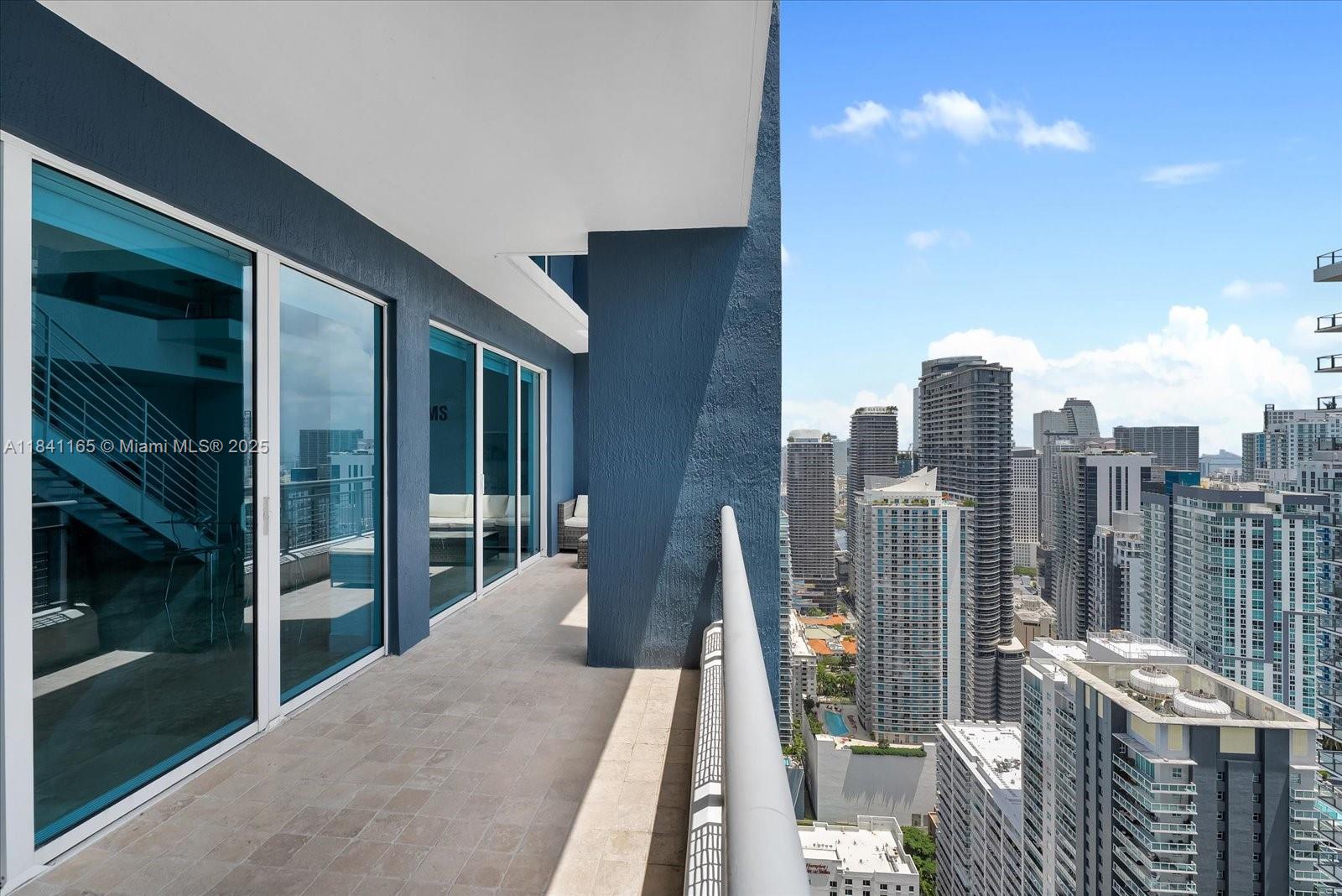 INFINITY AT BRICKELL COND - Residential