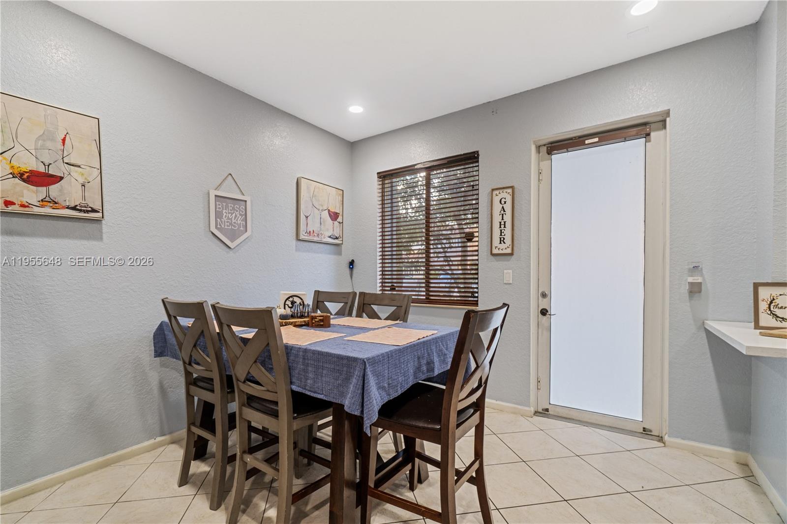 MAJORCA ISLES III CONDO - Residential