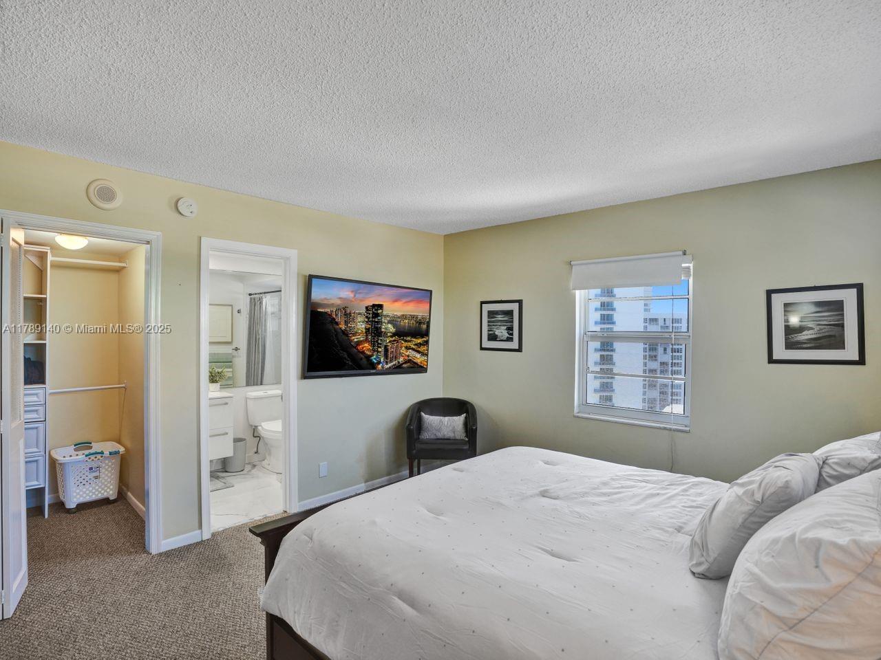 LEISURE TOWERS CONDO - Residential Lease