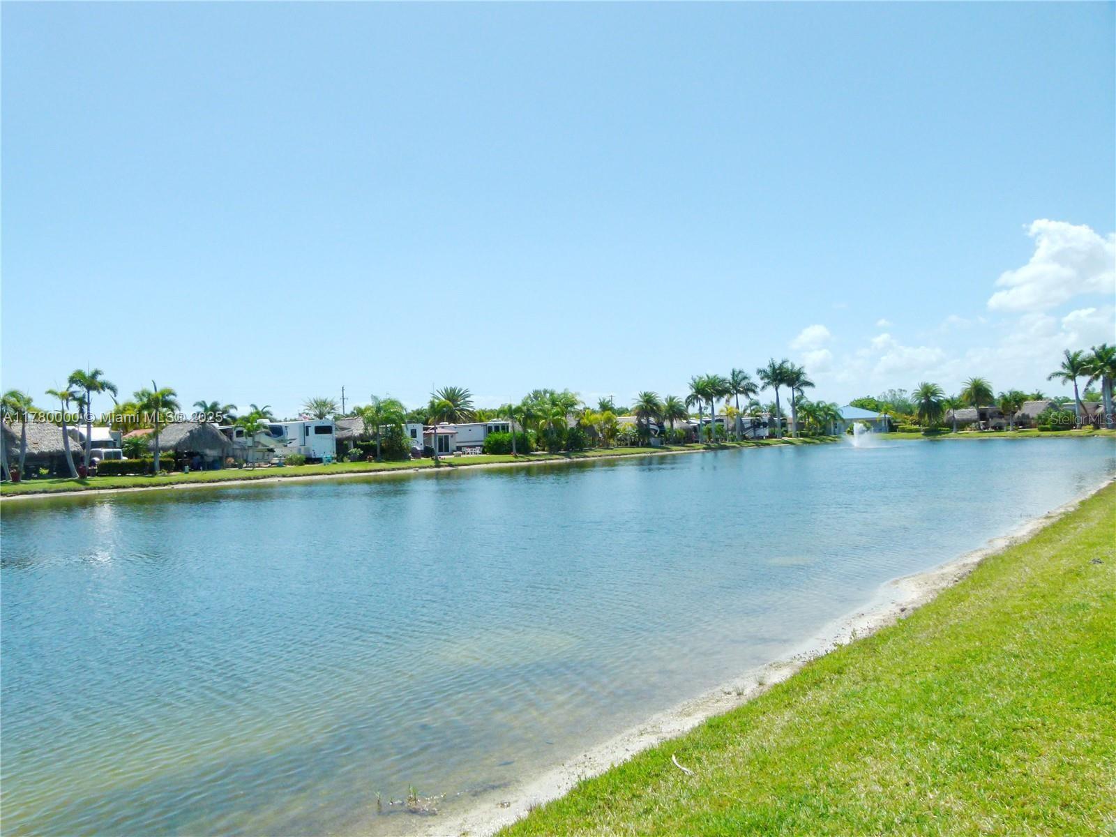 Silver Palms RV Resort - Land