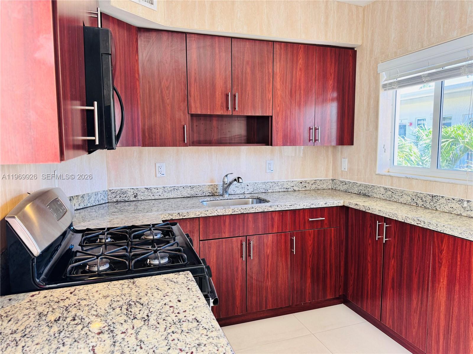 BAY HARBOR ISLAND - Residential Lease