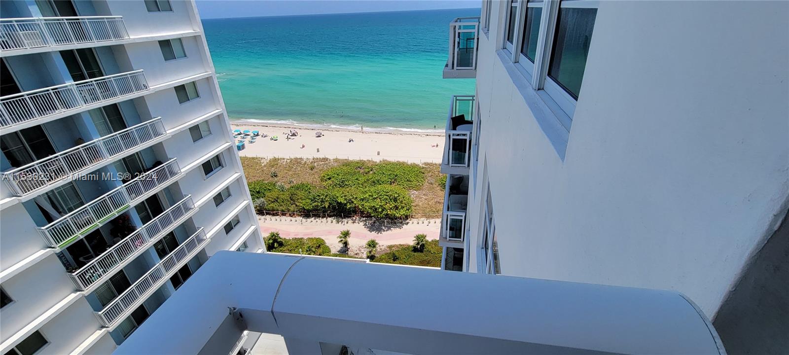 THE COLLINS CONDO - Residential Lease