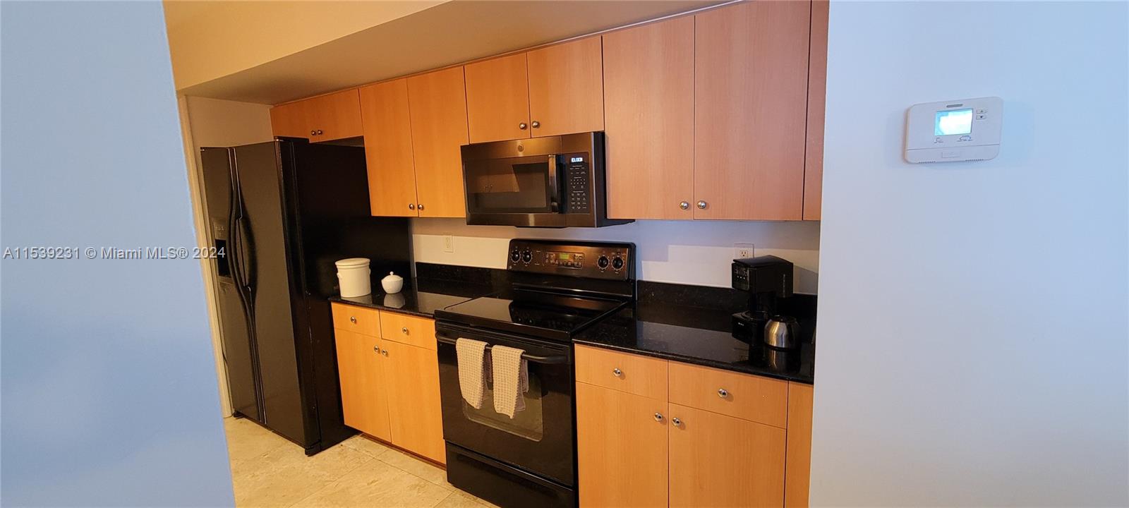THE COLLINS CONDO - Residential Lease