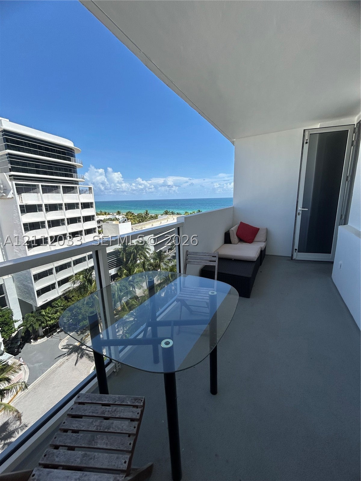100 Lincoln Rd 904