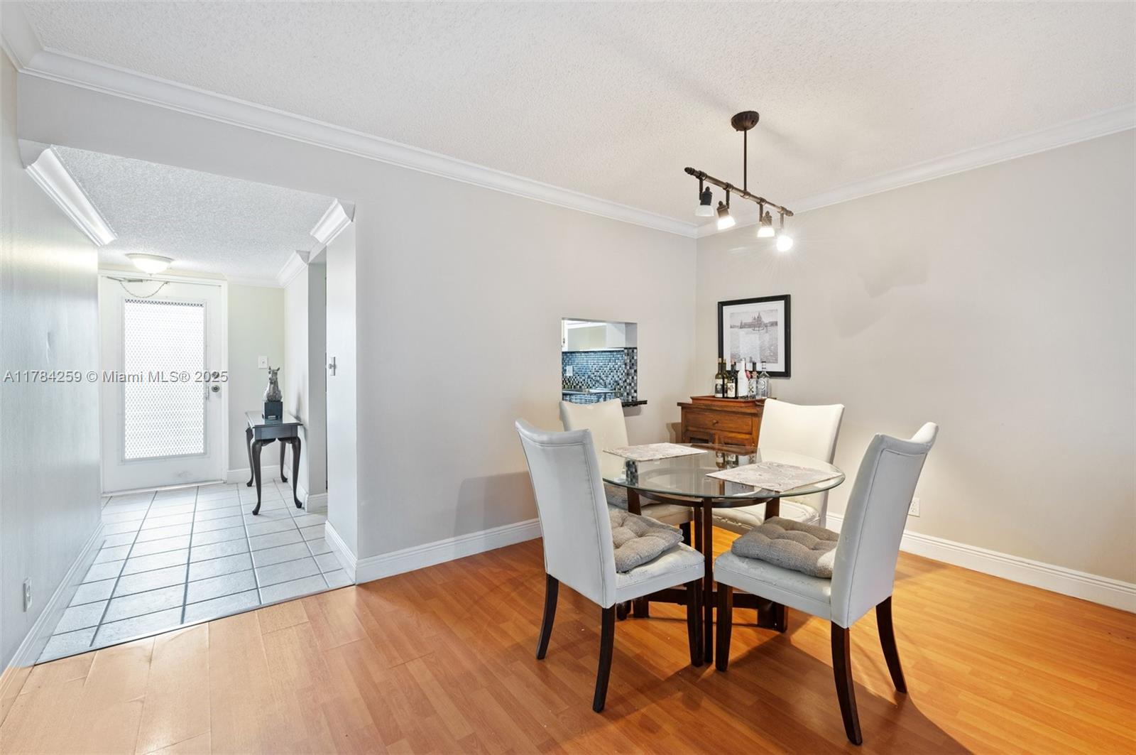 3000 Riverside Dr 309-1