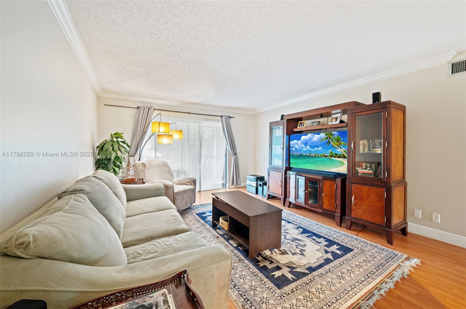 FOXWOOD HOLLOW AT CORAL S - Residential