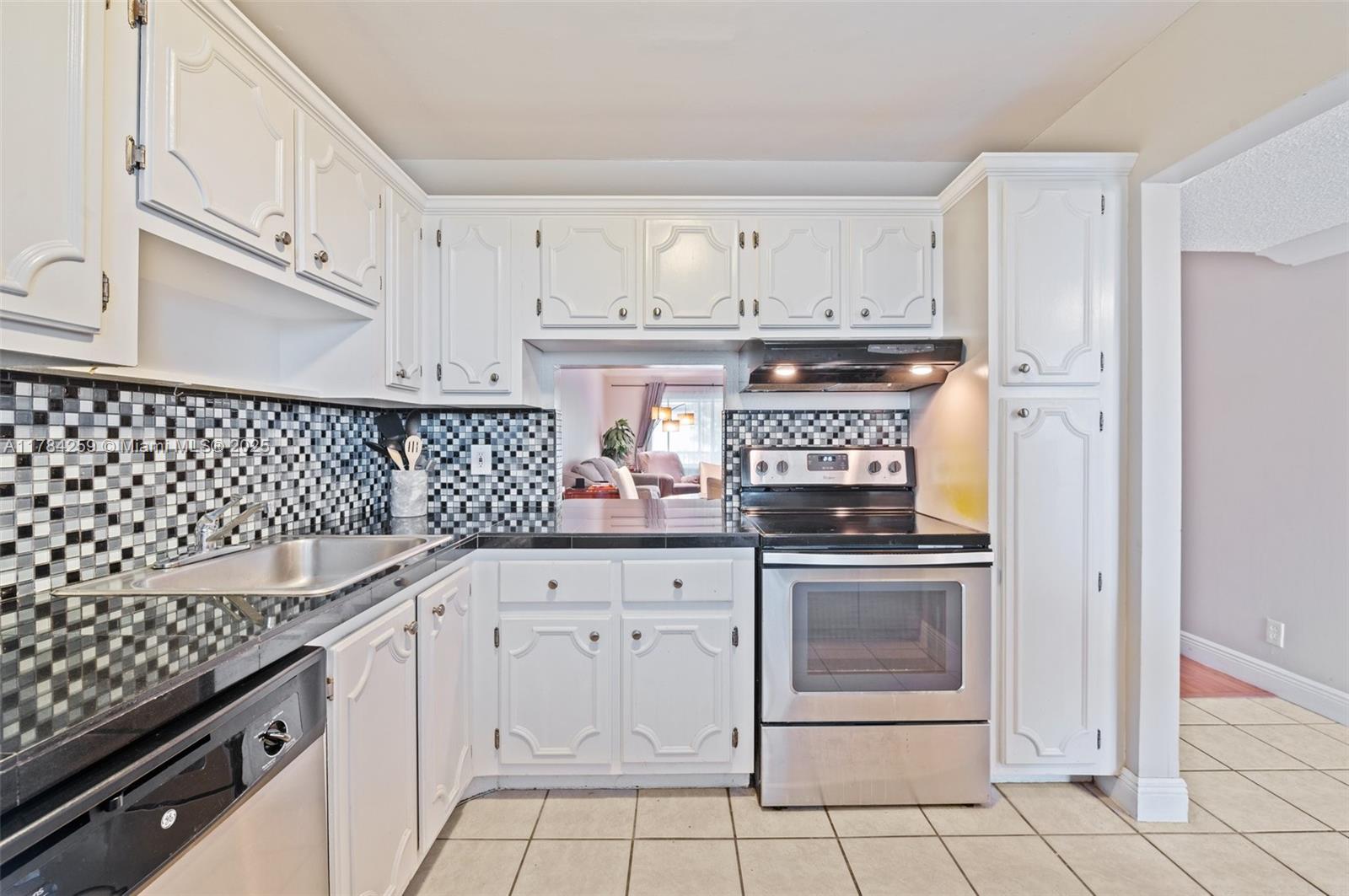 Property for Sale at 3000 Riverside Dr 309-1, Coral Springs, Broward County, Florida - Bedrooms: 2 
Bathrooms: 2  - $195,000