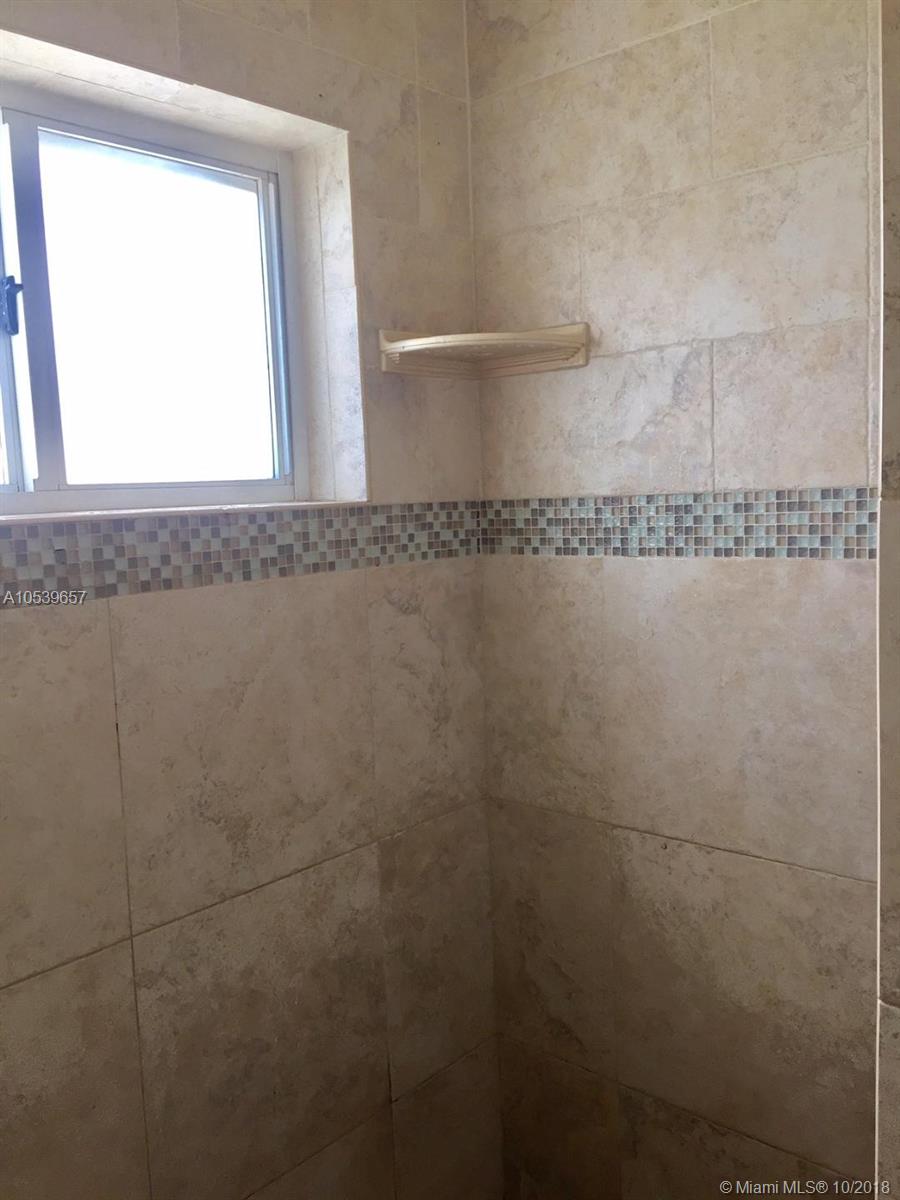 CHAPEL TRAIL II - Residential Lease