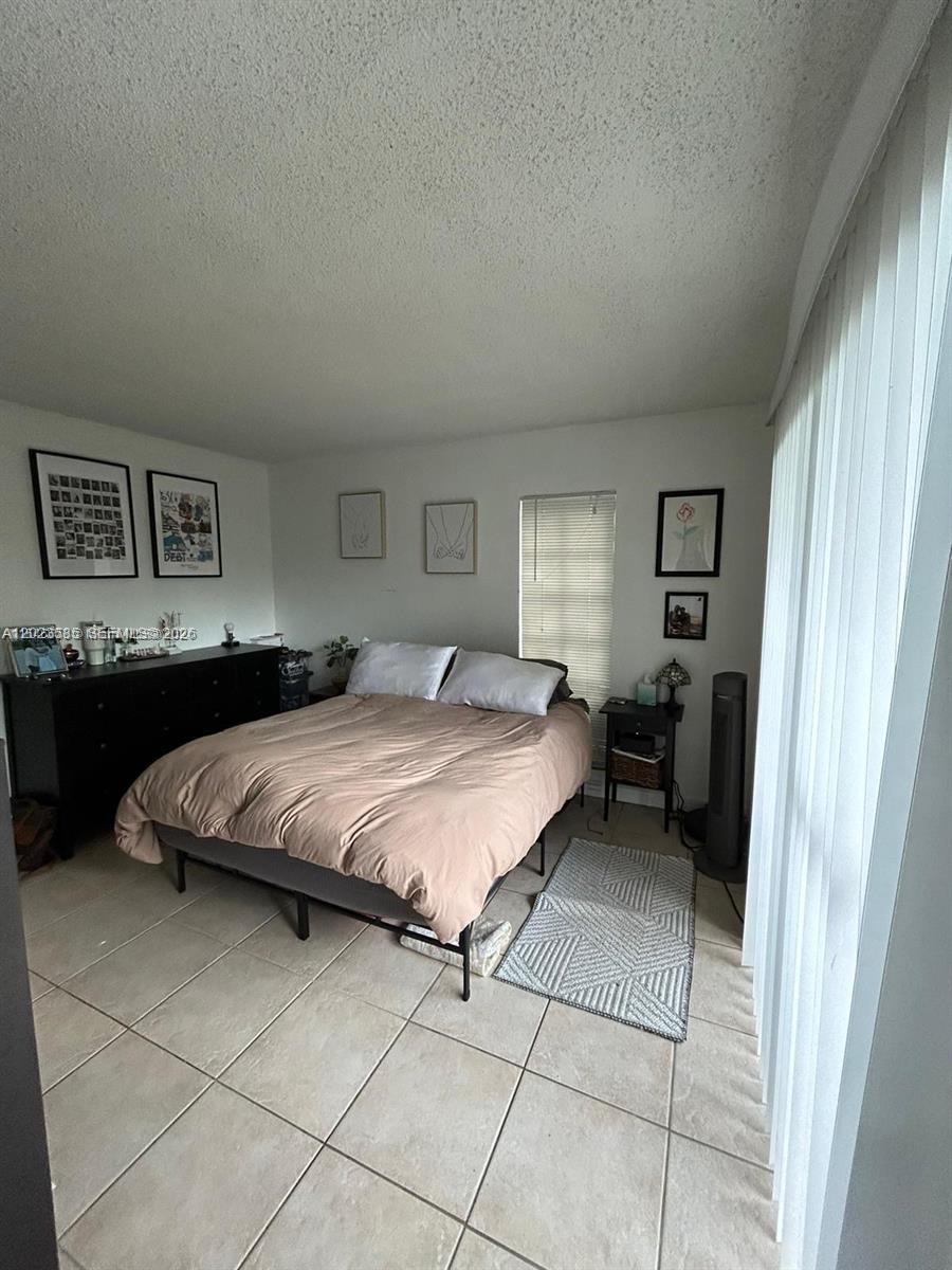 COURTYARDS AT KENDALL CON - Residential