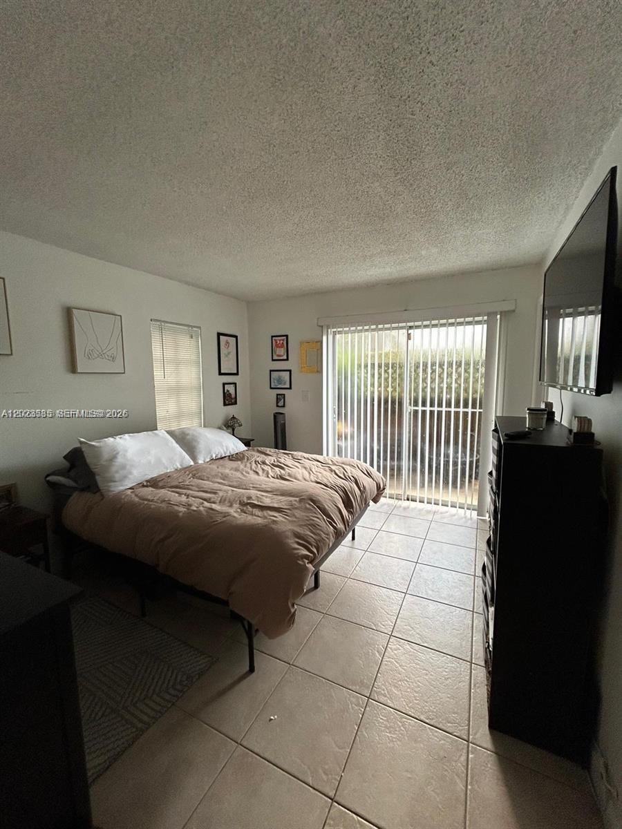 COURTYARDS AT KENDALL CON - Residential