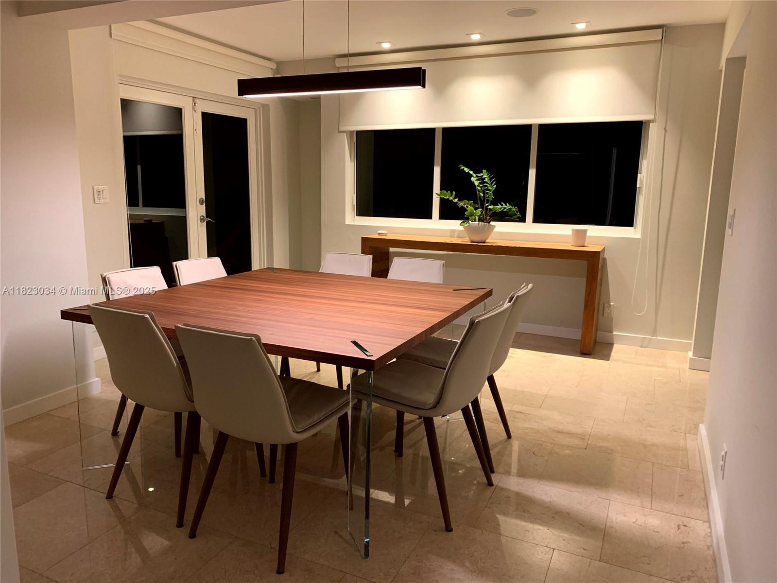 HOLLYWOOD GOLF ESTATES SE - Residential