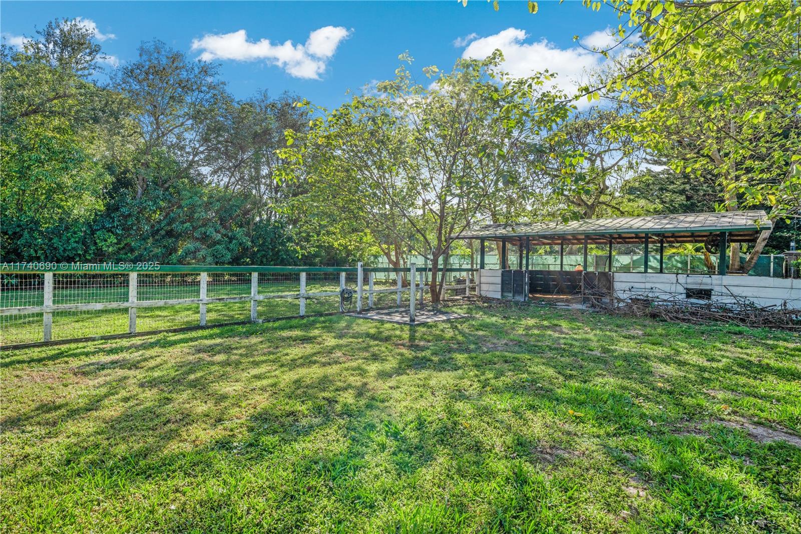 BIRD ROAD FARMSITES - Residential