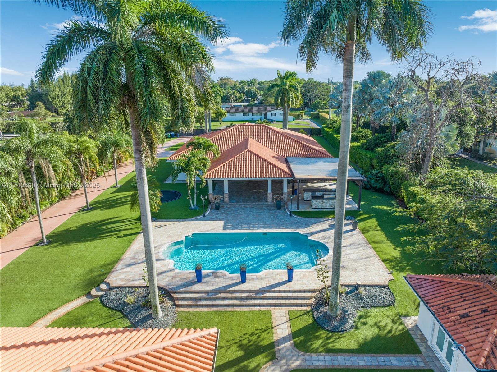 BIRD ROAD FARMSITES - Residential