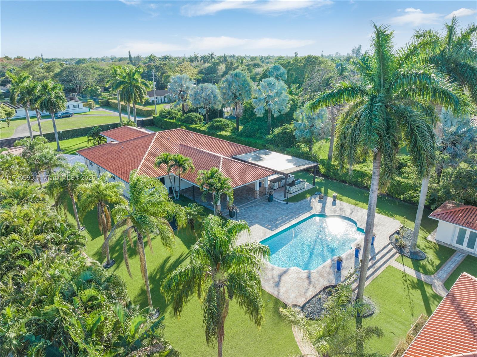 BIRD ROAD FARMSITES - Residential