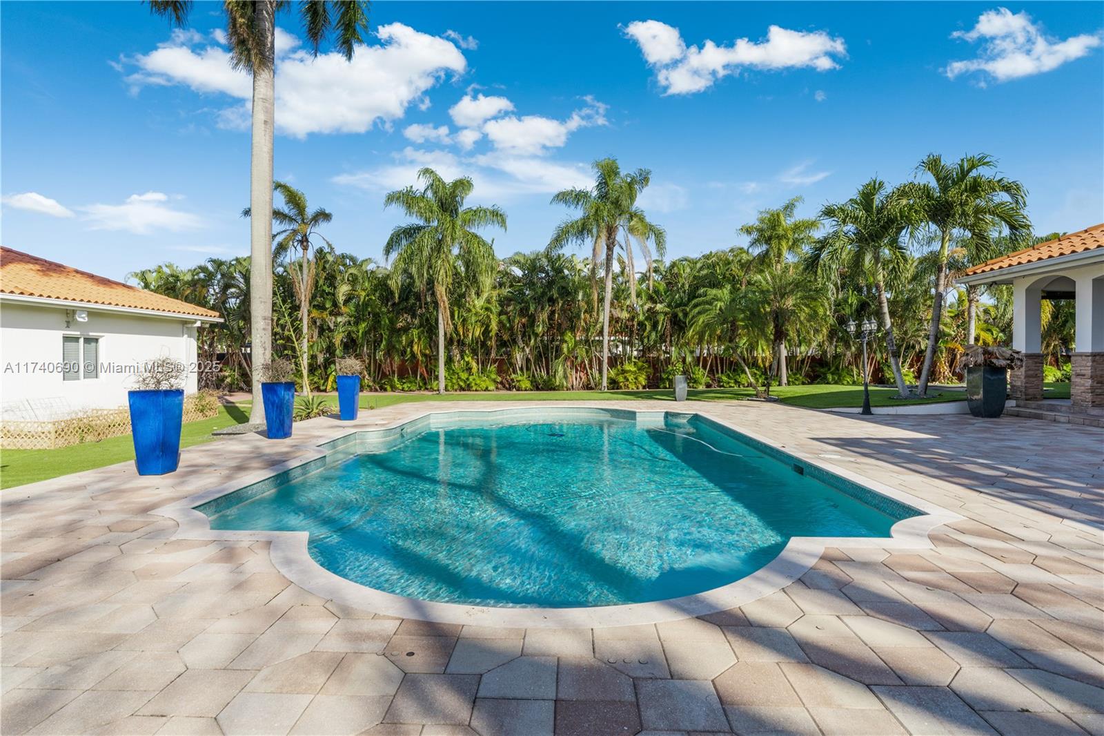 BIRD ROAD FARMSITES - Residential