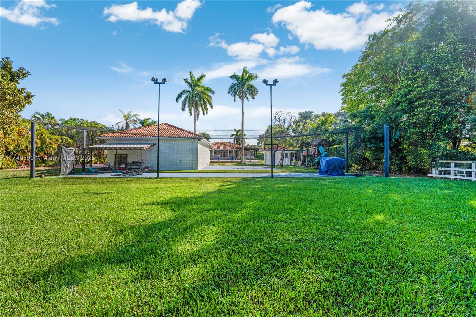 BIRD ROAD FARMSITES - Residential