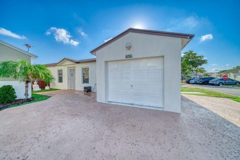 6755 NW 199th St Hialeah FL 33015