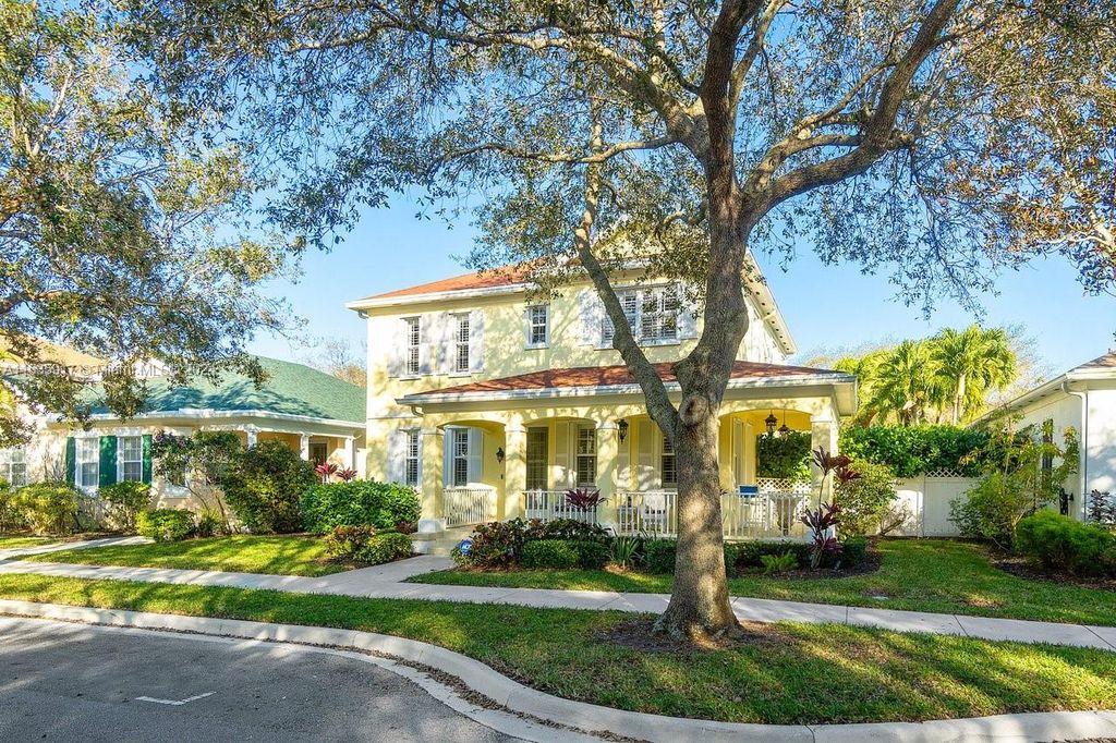 Photo of 135 Rockingham Rd, Jupiter, FL 33458 (MLS # A11535917)